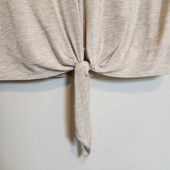 Pebble and Stone Sleeveless Crop Top - Picture 3 of 9